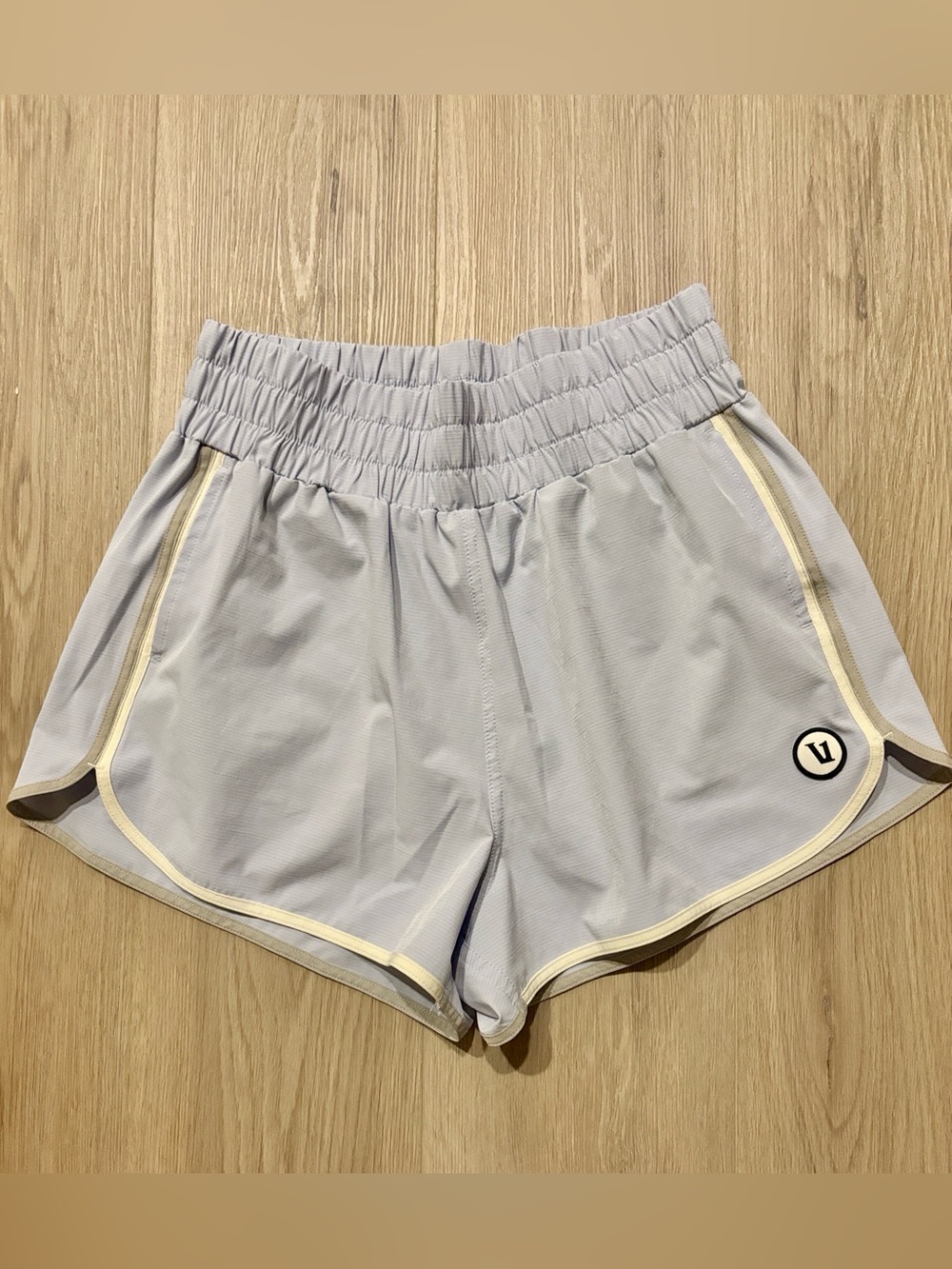 Vuori Athletic Shorts Light Blue - Med High Waist w Pockets MSRP $88